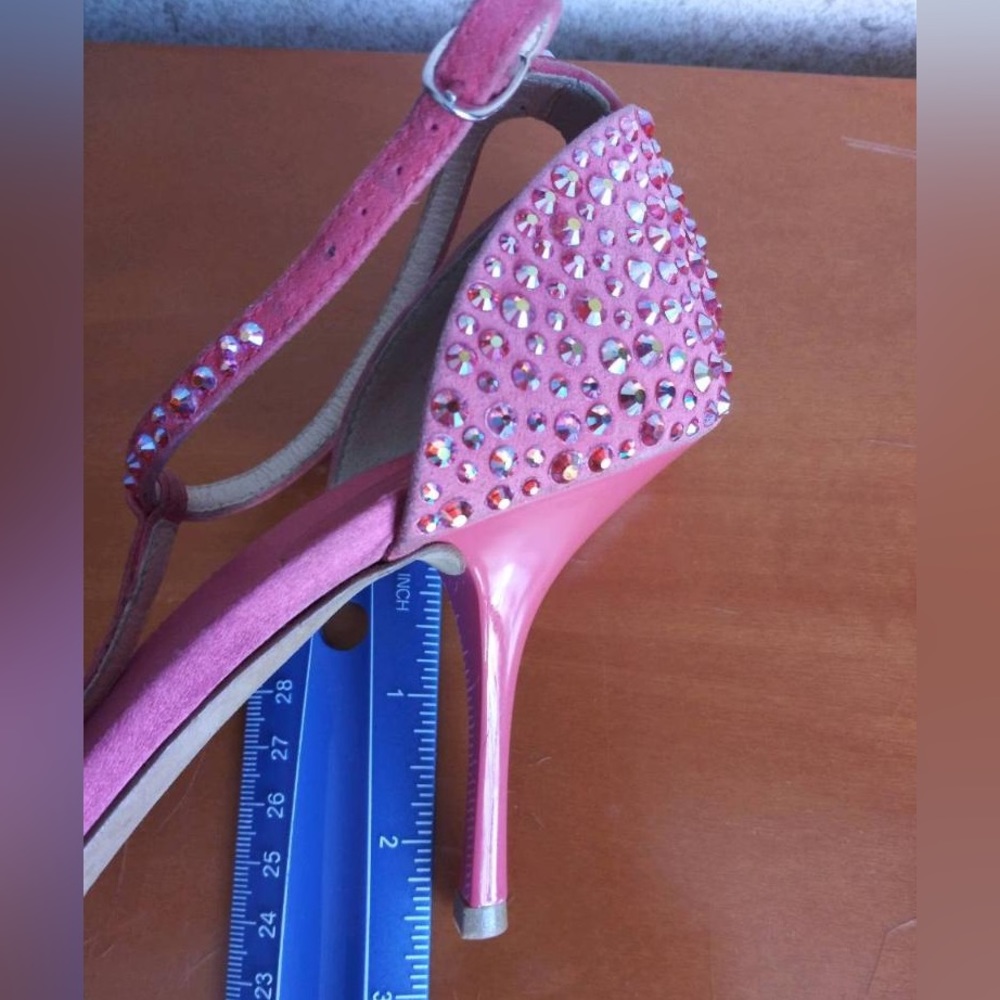 Giuseppe Zanotti Rhinestone Bow Sandals in sz 8. Store/floor display. - Picture 12 of 14
